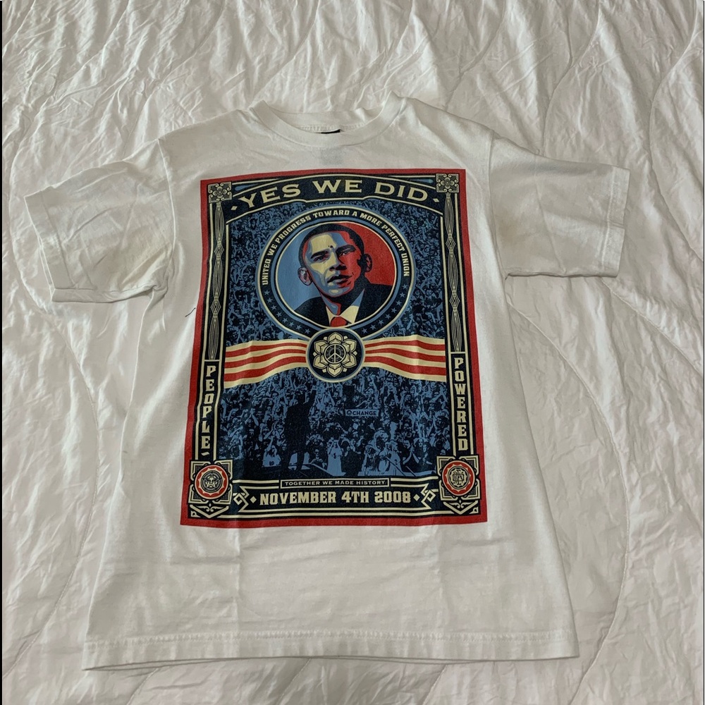 Super Awesome Vintage obey Obama tshirt